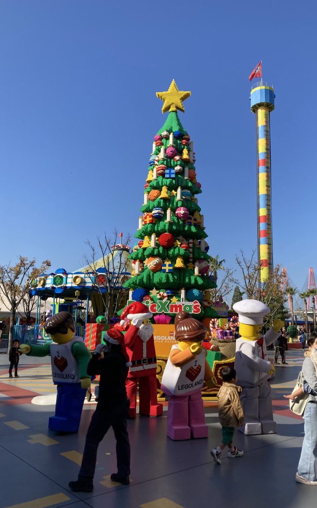 レゴランドのクリスマスツリー