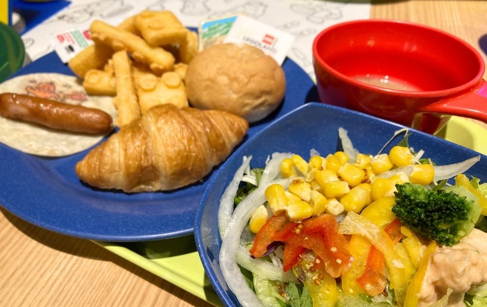 レゴランドホテルの夕食実食レポ(ミニビュッフェ)