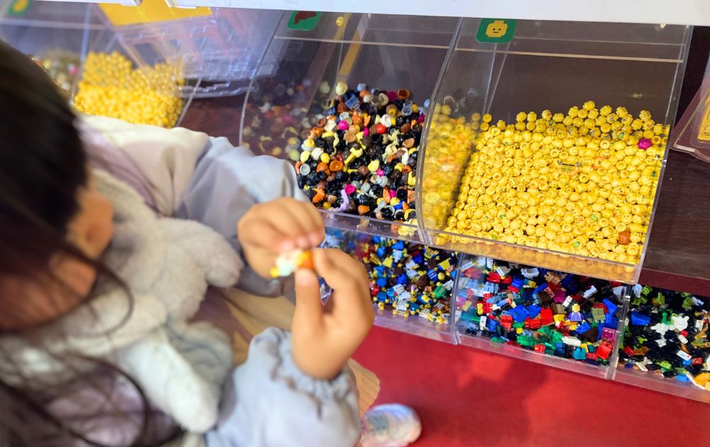 レゴランドのオリジナルミニフィグ・名入れキーチェーンの作り方