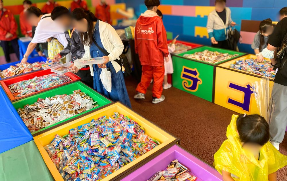 レゴランドのハロウィンイベント（混雑状況）キャンディハント・お菓子のつかみ取り