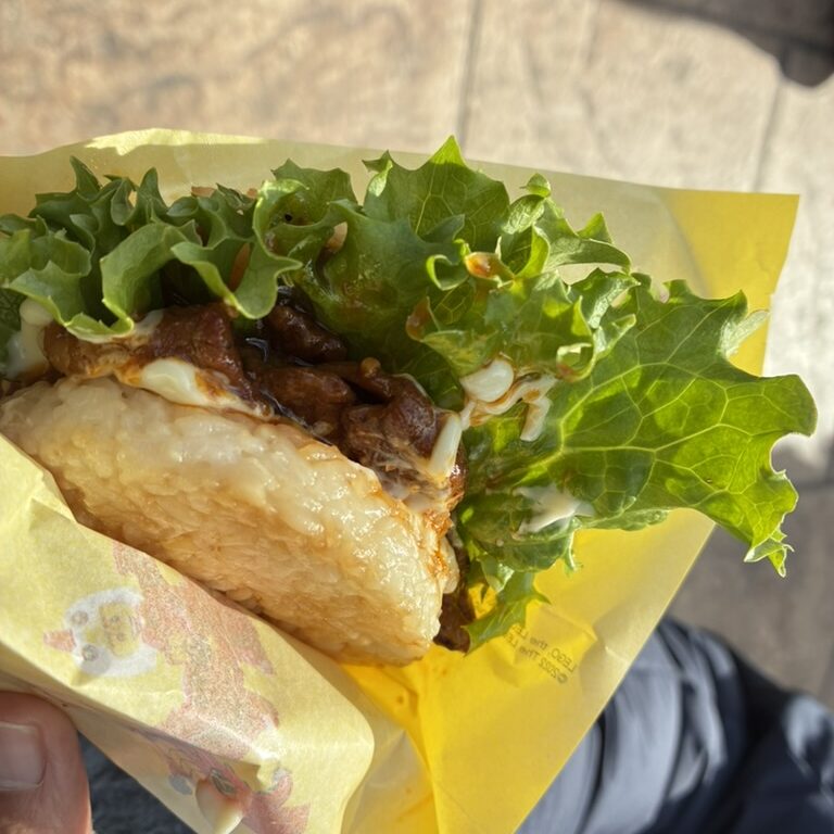 レゴランドの焼肉ライスバーガー（安いランチ）