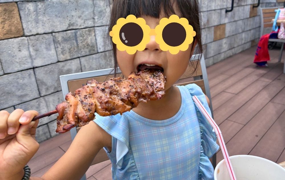 レゴランドのナイトテーブルレストランで食べられるカレー