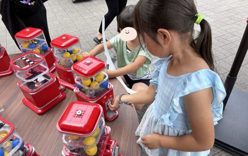 レゴランドのナイトテーブルレストランでもらえるポップバッジ